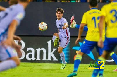 هل يمكن أن يصل اسم برشلونة إلى الهاوية هذا الموسم؟!