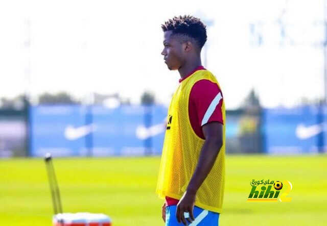 موريتو يتحدث عن تجديد عقود لاعبي برشلونة