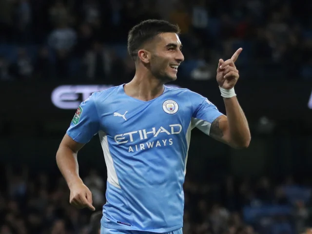 برشلونة حاول ضم فيران توريس في الصيف