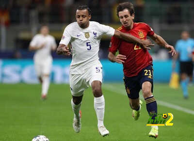 سانشيز يلوم لاعب إسبانيا بعد خسارة النهائي