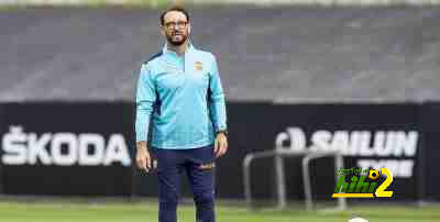 برشلونة عقدة مدرب فالنسيا الأبدية