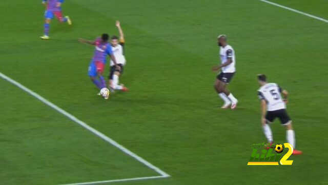 موقف أليكسيس من ركلة جزاء برشلونة ضد فالنسيا