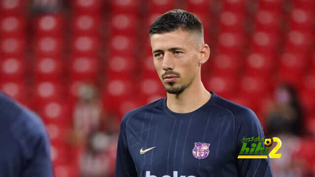 دفاع برشلونة أمام دينامو كييف في دوري الأبطال