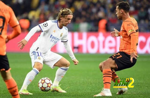 فيديو: رابطة الليغا تستعيد ذكريات هدف مودريتش الساحر في الكلاسيكو