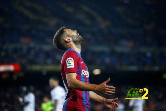 تشافي .. كن عاقلاً ولا تأتي إلى برشلونة الآن!
