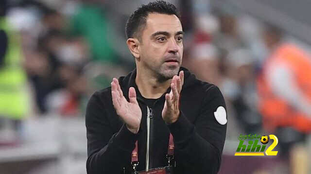سانشيز يطالب برشلونة بتجاهل ملف تشافي بسبب معاملة السد