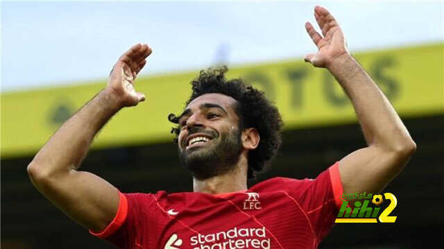 نجم ليفربول السابق يشيد بمحمد صلاح