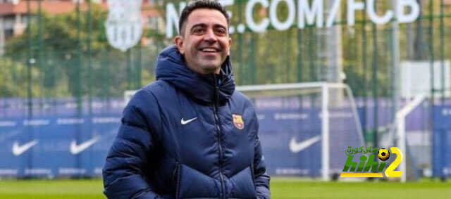 الحماس يسيطر على مران برشلونة في ظهور تشافي الأول