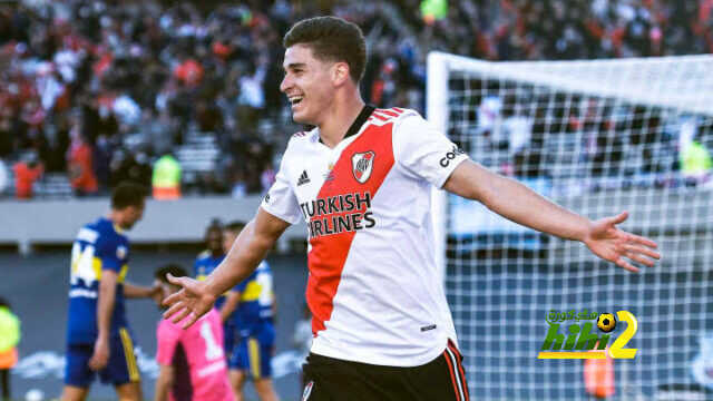 فيورنتينا تزاحم اليوفي على التوقيع لألفاريز نجم ريفر بليت!