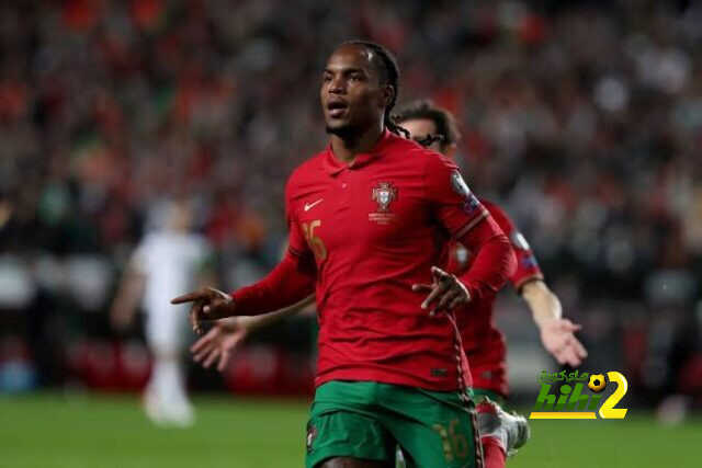 ميلان يرغب في التعاقد مع سانشيز كبديل لكيسي