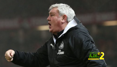ستيف بروس يسعى لتدريب مانشستر يونايتد