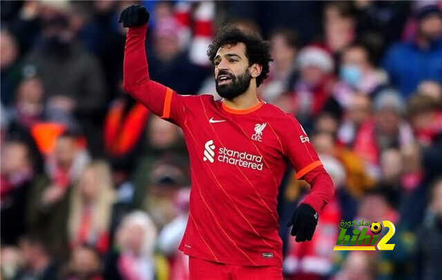 هل يوجد منافس حقيقي لمحمد صلاح في البريميرليج ؟