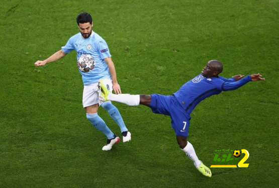 جوندوجان يختار أصعب لاعب لعب ضده