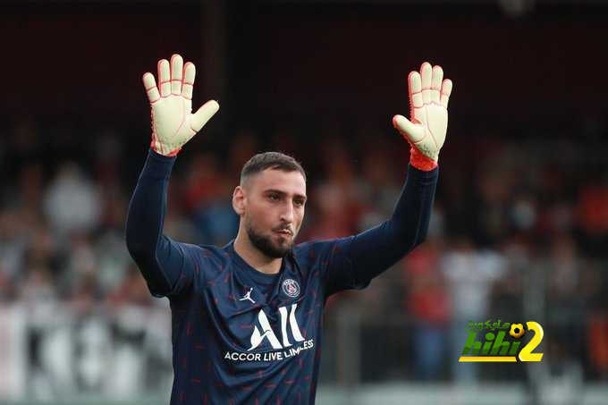 دوناروما أفضل حارس في 2021