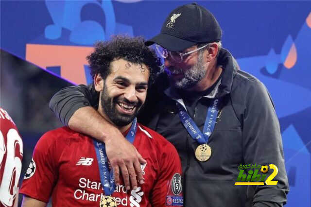 أول تعليق من كلوب على ترتيب محمد صلاح في الكرة الذهبية