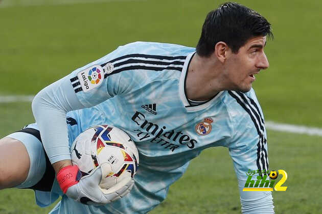 اليوفي والماجبيز يتطلعان لجذب كورتوا بعيدًا عن مدريد!
