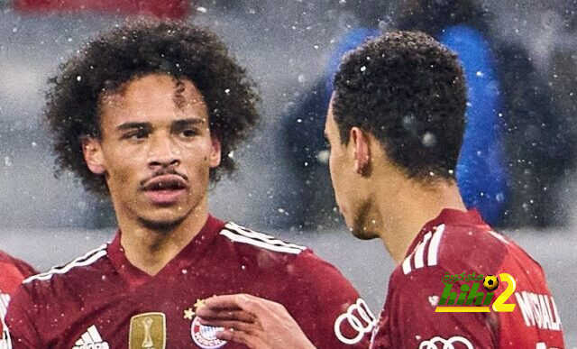 كاراسكو يرفض فكرة رحيل تشافي عن برشلونة