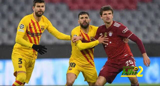 ألفاريز يوضح هوية اللاعب المغضوب عليه من تشافي