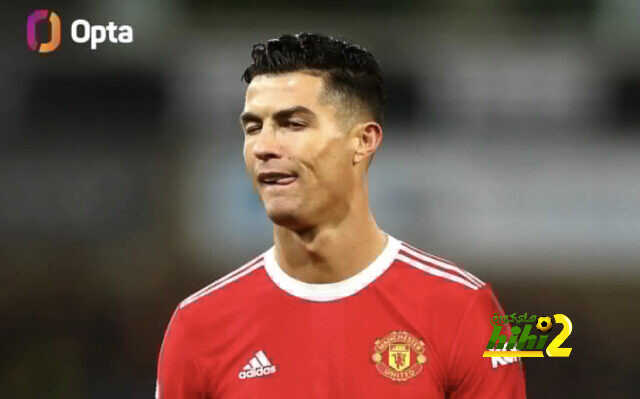رونالدو ثالث لاعب يفعلها في تاريخ اليونايتد!