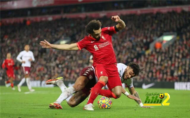 محمد صلاح خارج قائمة المرشحين لفريق العام