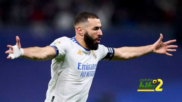 سانز يعبر عن دهشته بسبب تحليق ريال مدريد في الصدارة وحيدًا
