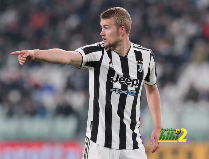 برشلونة يواجه أزمة في سعيه لضم مدافع يوفنتوس