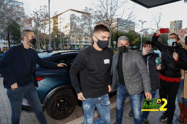 برشلونة يحاول تفادي مشكلة تسجيل فيران توريس