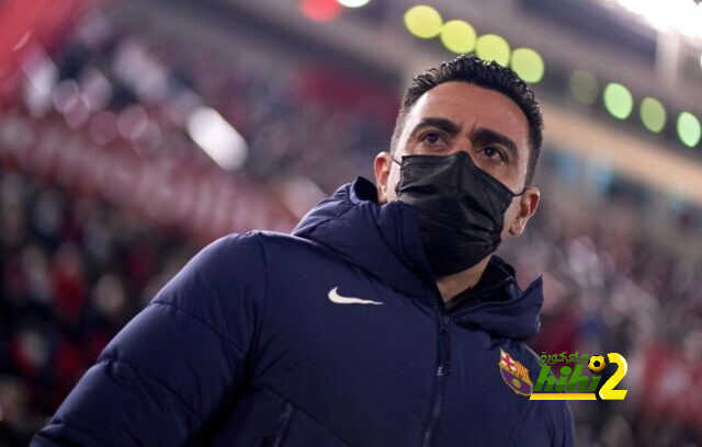 تشافي يكشف موقف برشلونة من ضم هالاند وموراتا