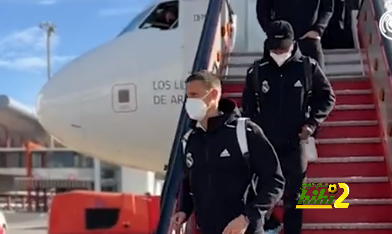 فيديو : ريال مدريد يصل إلى مطار اليكانتي