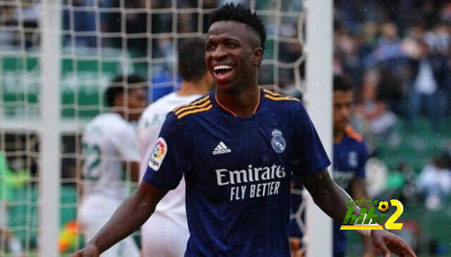 لماذا قضية تجديد عقد فينسيوس مقلقة لجماهير ريال مدريد ؟