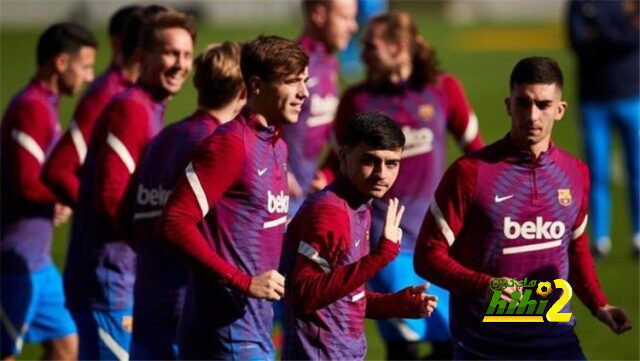 الكشف عن موقف باريس سان جيرمان من ضم نجم برشلونة