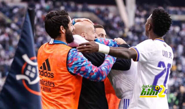 كاراسكو يطالب ريال مدريد وبرشلونة باحترام الحكام
