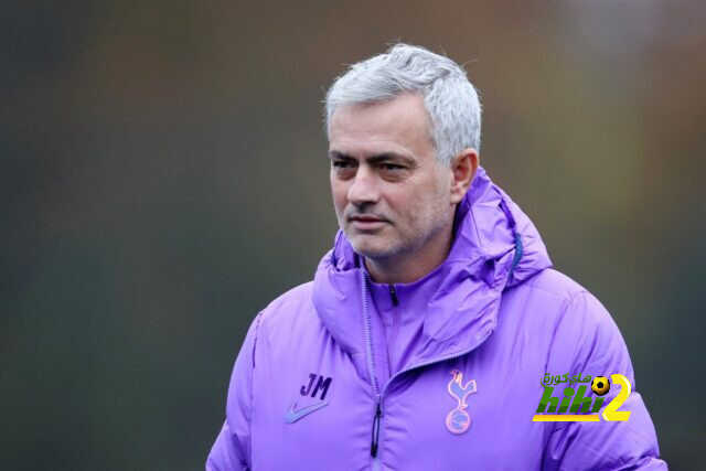 الكشف عن موقف مورينيو من تدريب إيفرتون
