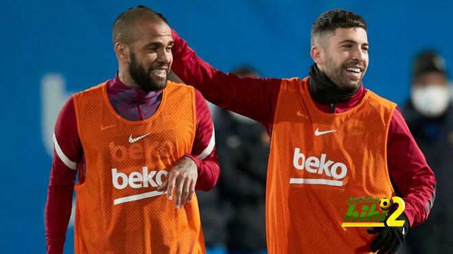 هل يستمر تشافي في الثقة بثنائي برشلونة أمام ألافيس؟