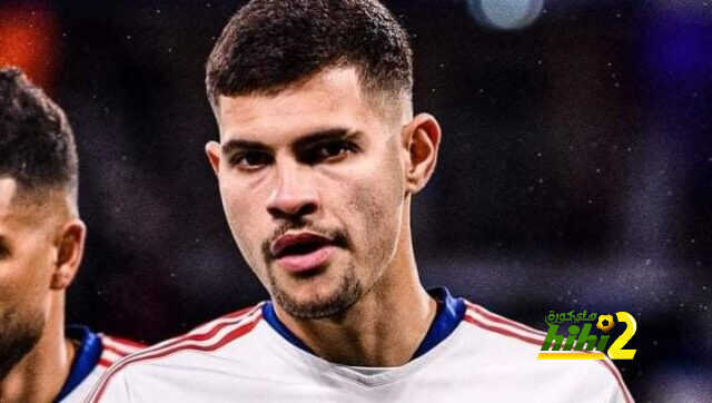 نيوكاسل ينهي صفقة لاعب ليون