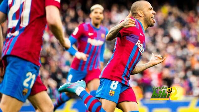 الكشف عن مدة غياب داني ألفيش بعد طرده أمام أتلتيكو مدريد