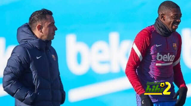 فيكتور ينتقد تشافي بسبب فرض ديمبيلي على برشلونة