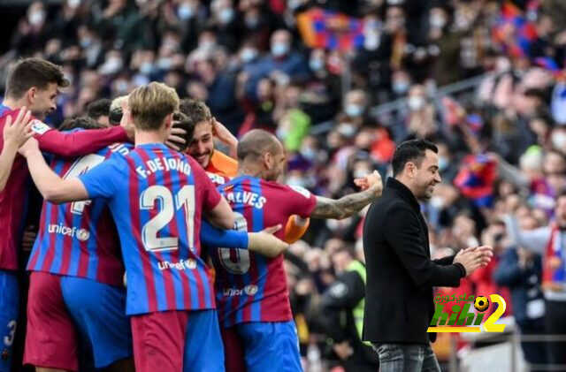 سانز يرفض انتقاد فرحة جماهير برشلونة بعد مباراة الأتليتي