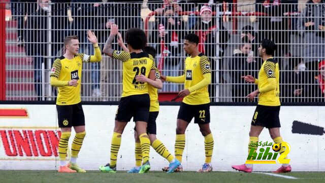 دورتموند يضرب حصون برلين بثلاثية ويقلص الفارق مع البايرن!