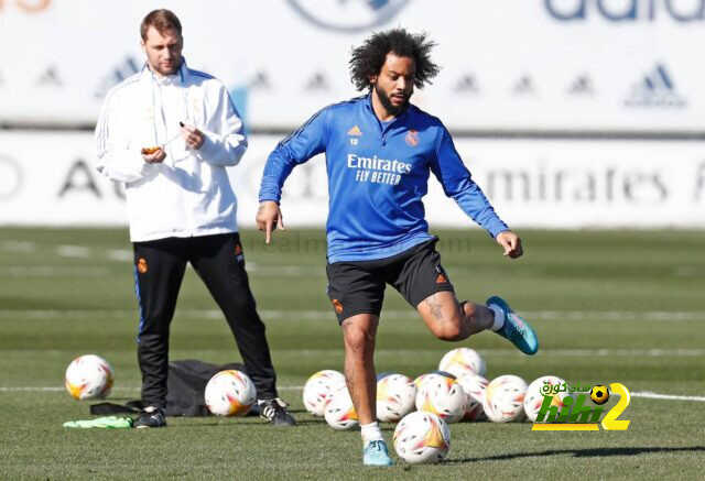 صور : ريال مدريد يستعد لمواجهة الافيس
