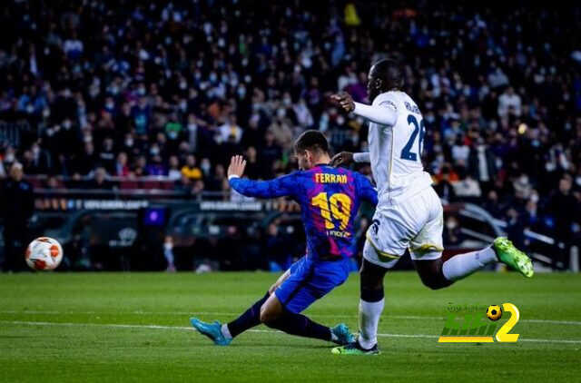 كارازو يشيد بأداء برشلونة رغم التعادل مع نابولي