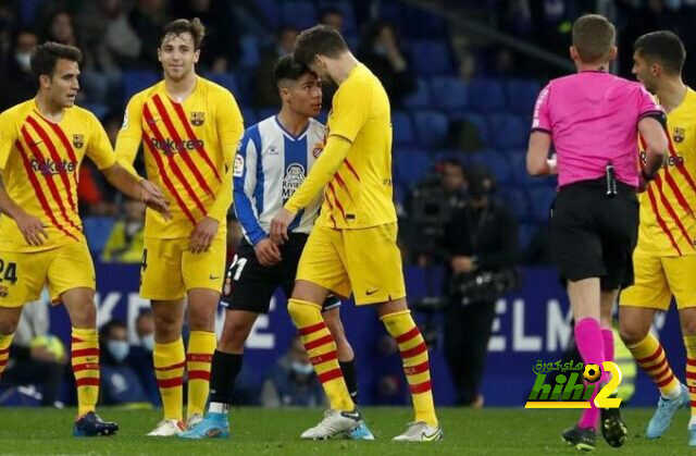 عواقب وخيمة تعود على برشلونة محليًا بعد طرد بيكيه