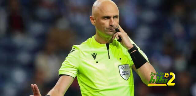 الكشف عن حكم مباراة برشلونة ونابولي في اليوروباليج