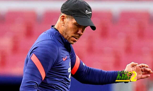 أليكس يوضح حالة سيميوني قبل مباراة مانشستر يونايتد