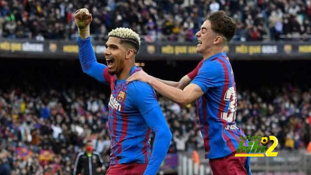 إيفان يستبعد فشل مفاوضات تجديد عقد ثنائي برشلونة