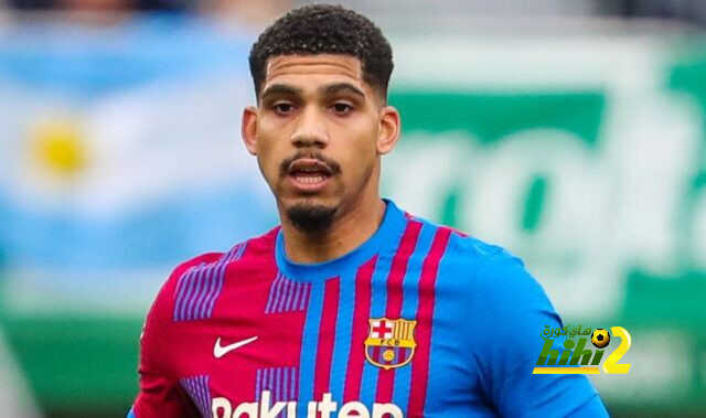 رأي سانز في ركلة جزاء برشلونة أمام إلتشي