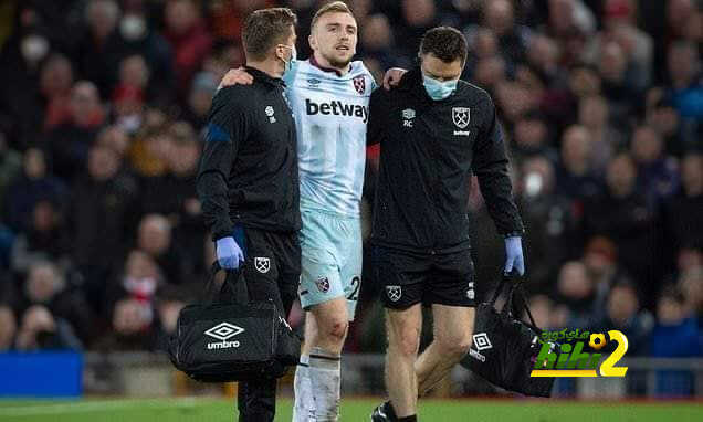 اصابة قوية للاعب ويست هام تبعده عن الدوري الأوروبي