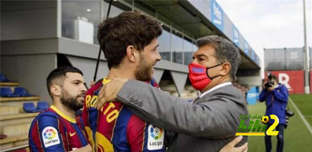 برشلونة توقع من روبيرتو المرونة لهذا السبب !