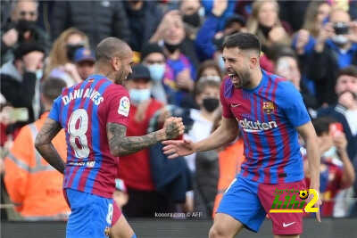 تشكيل برشلونة المتوقع أمام جالطة سراي