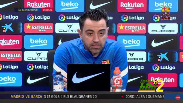 تشافي يكشف موقف بيكيه من المشاركة أمام ريال مدريد